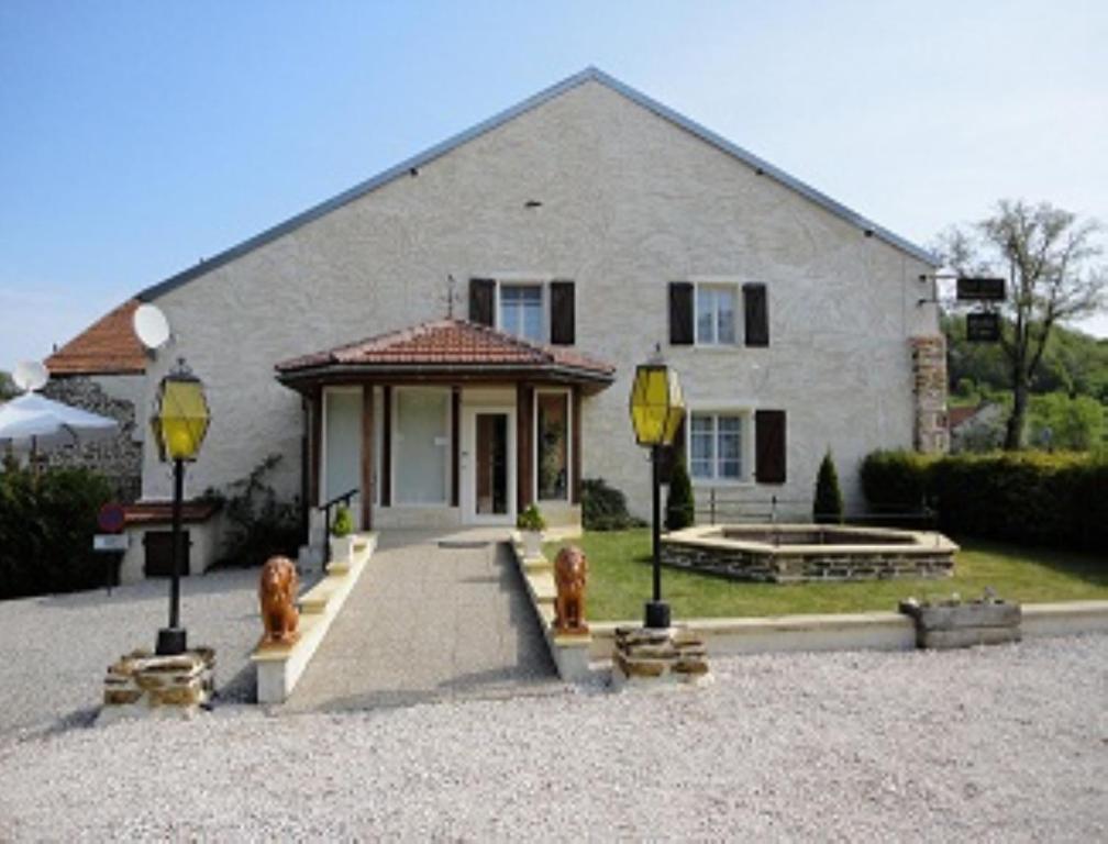 B&B Mirage Frecourt ภายนอก รูปภาพ